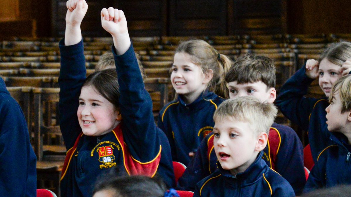 BSCLibraries's tweet photo. Our Picture Book Award ceremony this year was presented by children's author, illustrator,
and performance poet, @Lauradockrill who engaged pupils in a wonderful session, before announcing this year's winner... keep your eyes peeled for the official announcement! 🍪🤘 https://t.co/0B1FPUjMYH