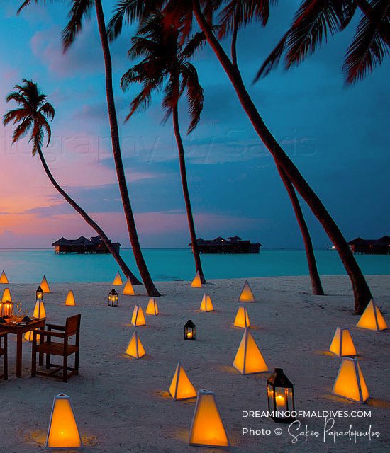 dreamofmaldives's tweet photo. Love is in the air tonight in Maldives❤️
Happy Valentine's to You !

📷 - @Sakis_Photo 

#Maldives #ValentinesDay #SaintValentin #sunset https://t.co/UOIbPG9XUR