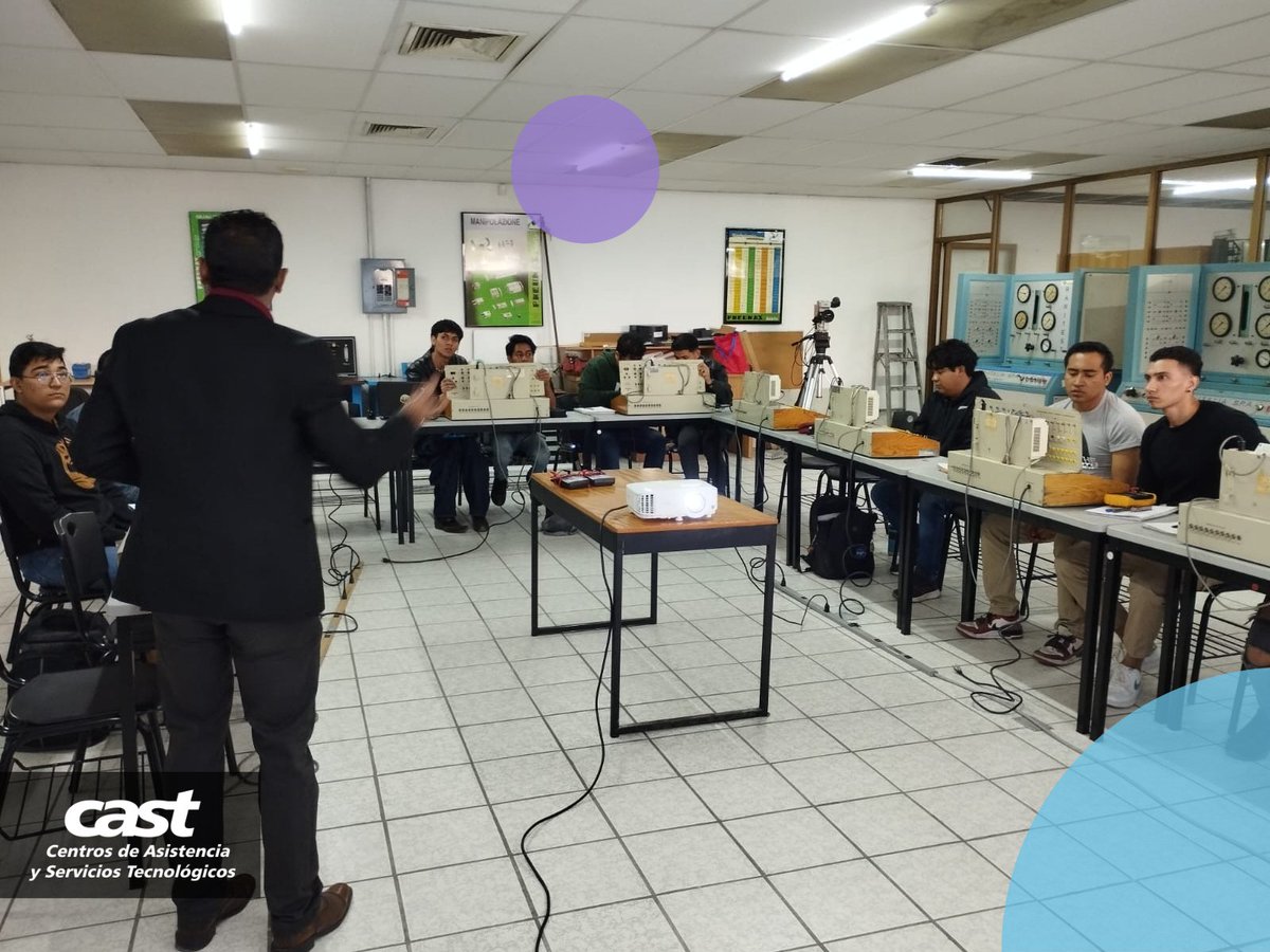 CastZapopan's tweet image. ¡Arrancamos con fuerza el Curso de Programación de PLCs en el CAST! Nuestros participantes exploraron conceptos clave y comenzaron a dar vida a la lógica de control.  
#ProgramaciónPLC #CAST #EducaciónTecnológica #AutomatizaciónIndustrial #AprendizajeContinuo