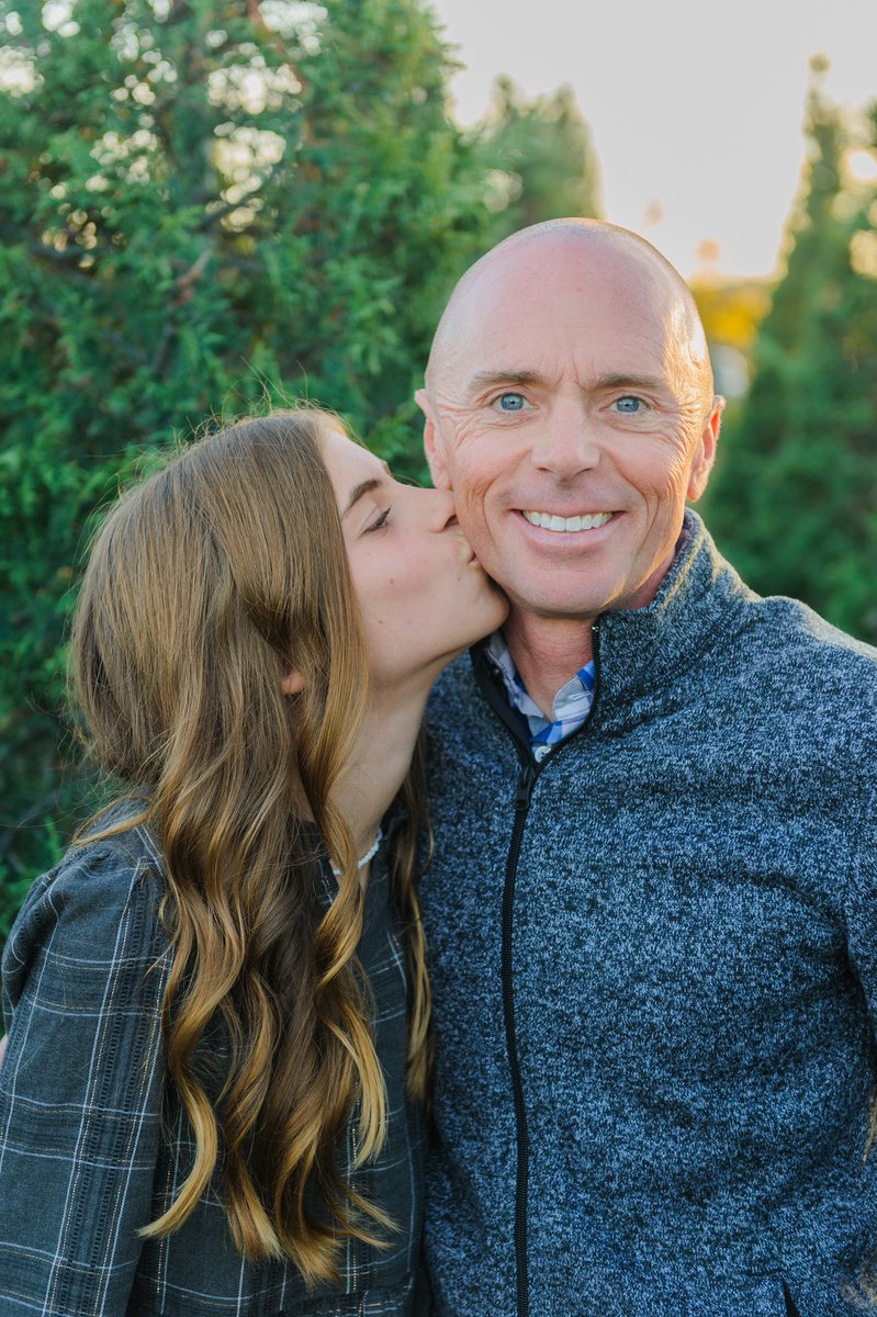ZachHilton_CA's tweet photo. Happy #ValentinesDay💘These two are mine forever. #Gilroy #HiltonForCouncil #HiltonForGilroy #DowntownGilroy #GilroyBPAC https://t.co/DSKBAukdHw