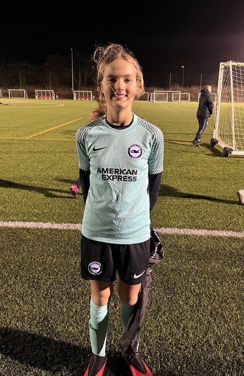 Now in her second season with Brighton and Hove Albion FC Emerging Talent Centre, the team had their first games under floodlights. Great team performance with no losses and no goals conceded. Well done to all the girls <a href="/MoleValleyGirls/">Mole Valley Girls FC</a> <a href="/HerGameToo/">Her Game Too</a> ⚽️🥅