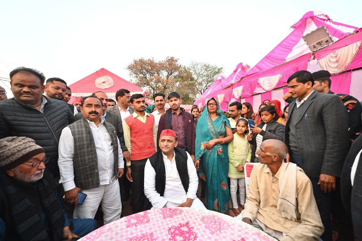 yadavakhilesh's tweet photo. https://t.co/azDpiWoxAu