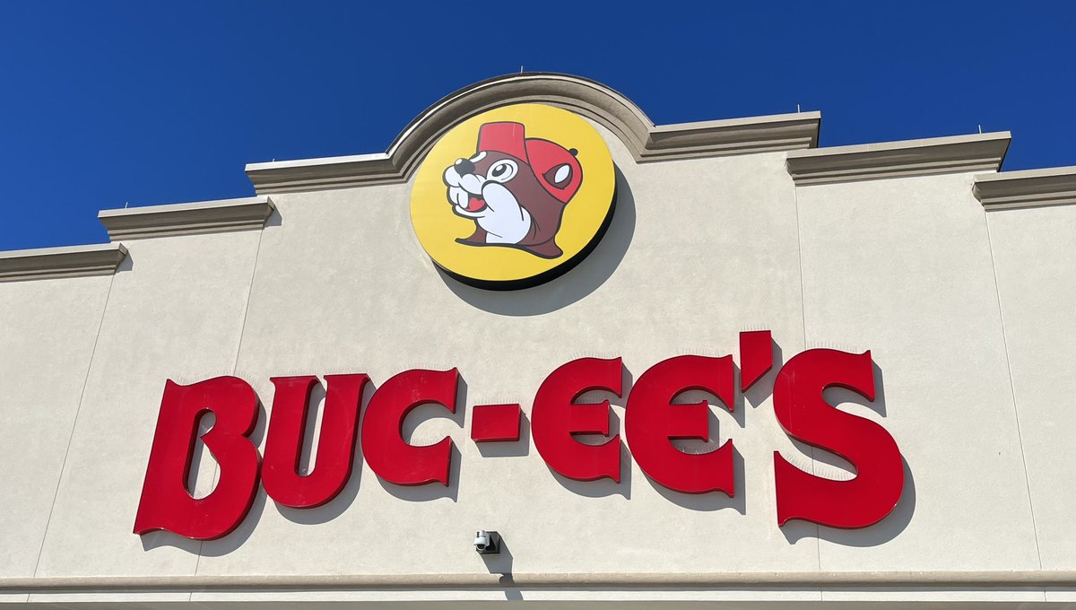 Starting the season off the right way! Trip to @bucees before we head over to @DAYTONA