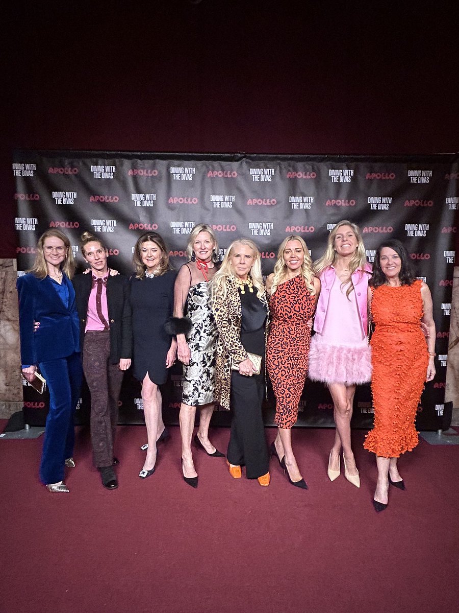 ApolloTheater's tweet photo. #DiningWithTheDivas 💖 https://t.co/POhHZsPZTd