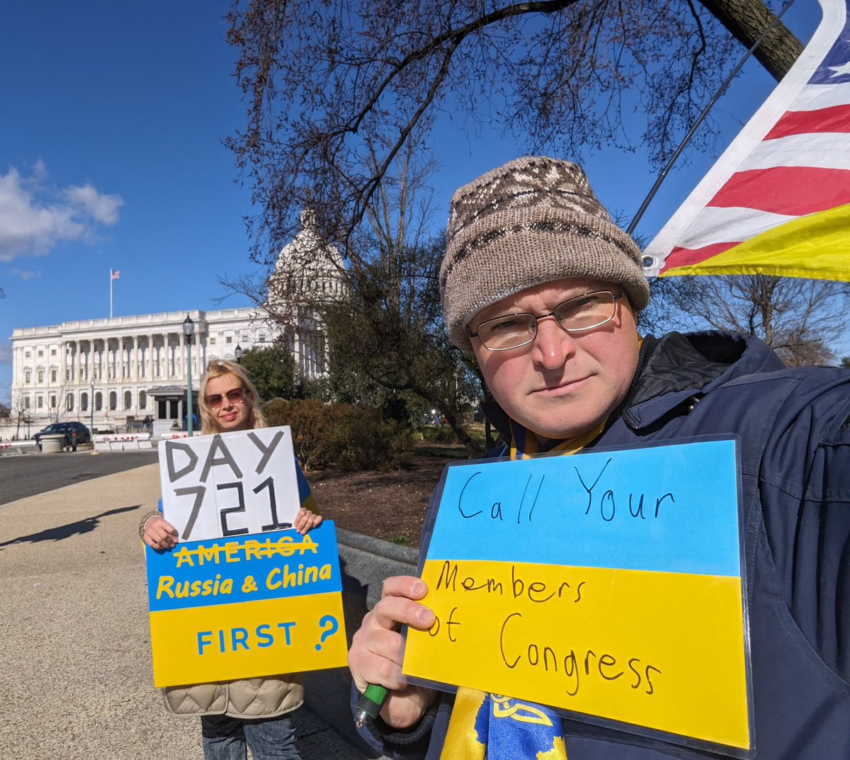 We are at Independence Ave and New Jersey until 6 pm. Join us and tell the House to vote on military assistance for Ukraine. Call your
Representative every day.
#DefendDemocracyAidUkraine
#call4ukraine