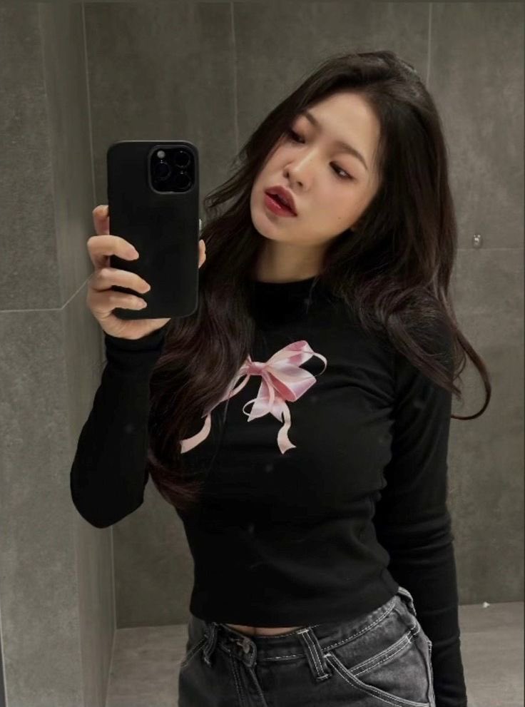 cuteyeripics's tweet image. 🩷🎀