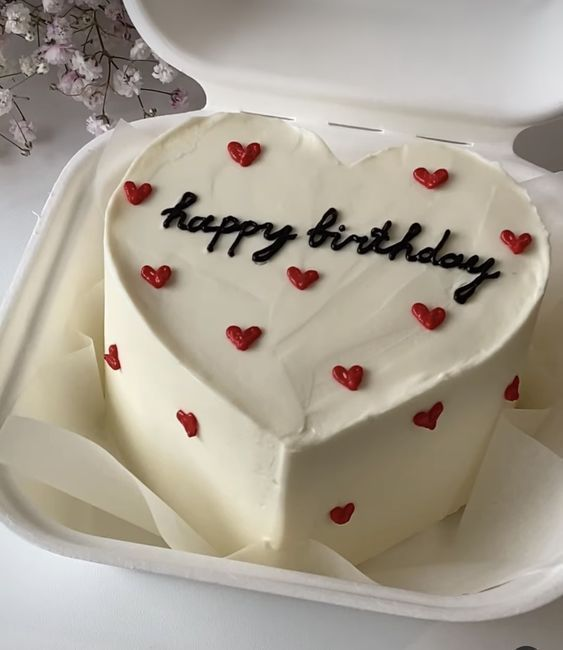 Crystal's Bakery 💡 tweet media