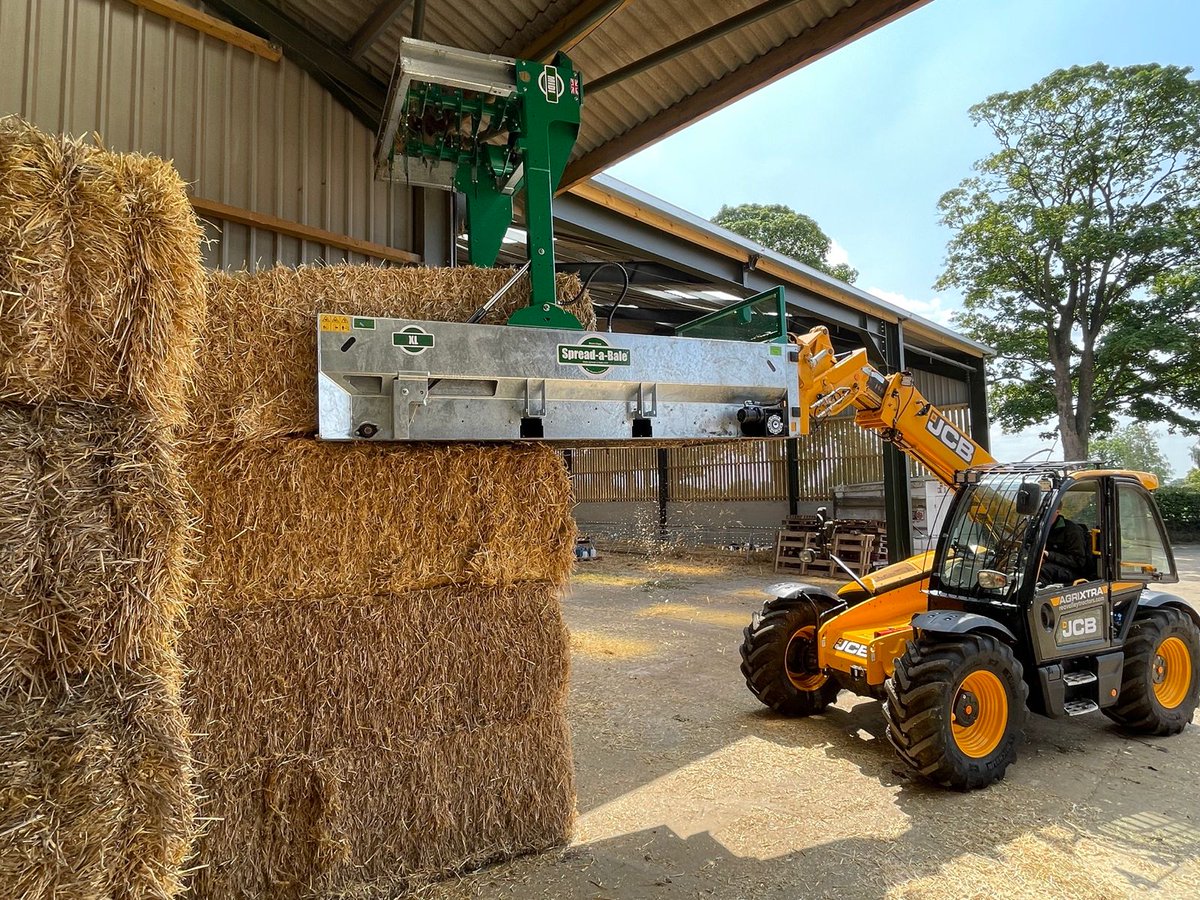 Faced with escalating straw prices? Remember Spread-a-Bale will help you to save up to 50% straw, as well as time and it goes without saying – money. @FarmersWeekly fwi.co.uk/business/marke… #farmer #farmerprotests2024 #straw #agriculture #technology