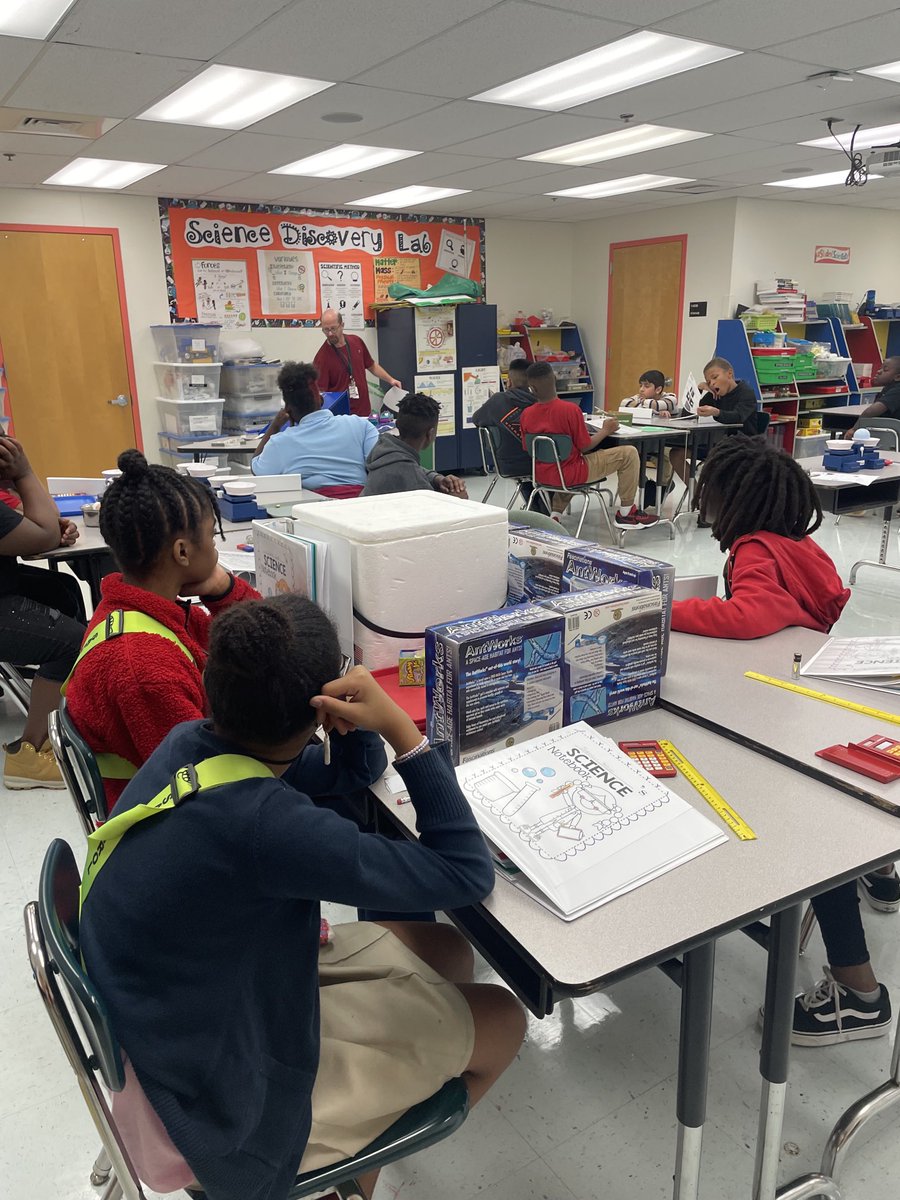 Our ‘Science Guy’ is setting up the science experiment with Ms. Simmons’s 5th grade class.