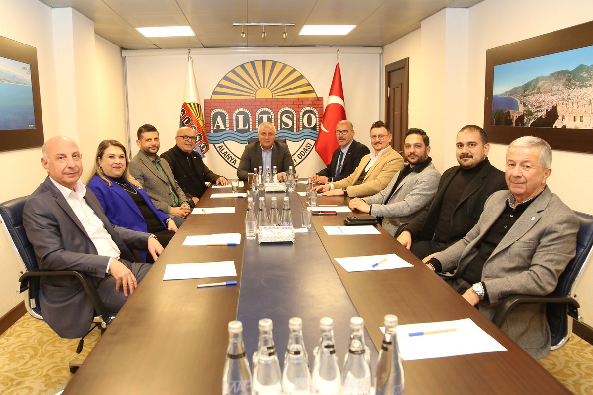 -ALSİAD 13. Dönem Yönetim Kurulu' n dan Protokol Ziyaretleri-
2-ALTSO ve ALSİAD ilişkilerinin en üst seviyeye çıkarılması planlanan ve ortak projelere imza atılması için karar verilen toplantı sonunda Yön. Kur. Bşk. Sn. Emrah CEZİRİOĞLU Sn. ERDEM’e başarılarının devamını diledi