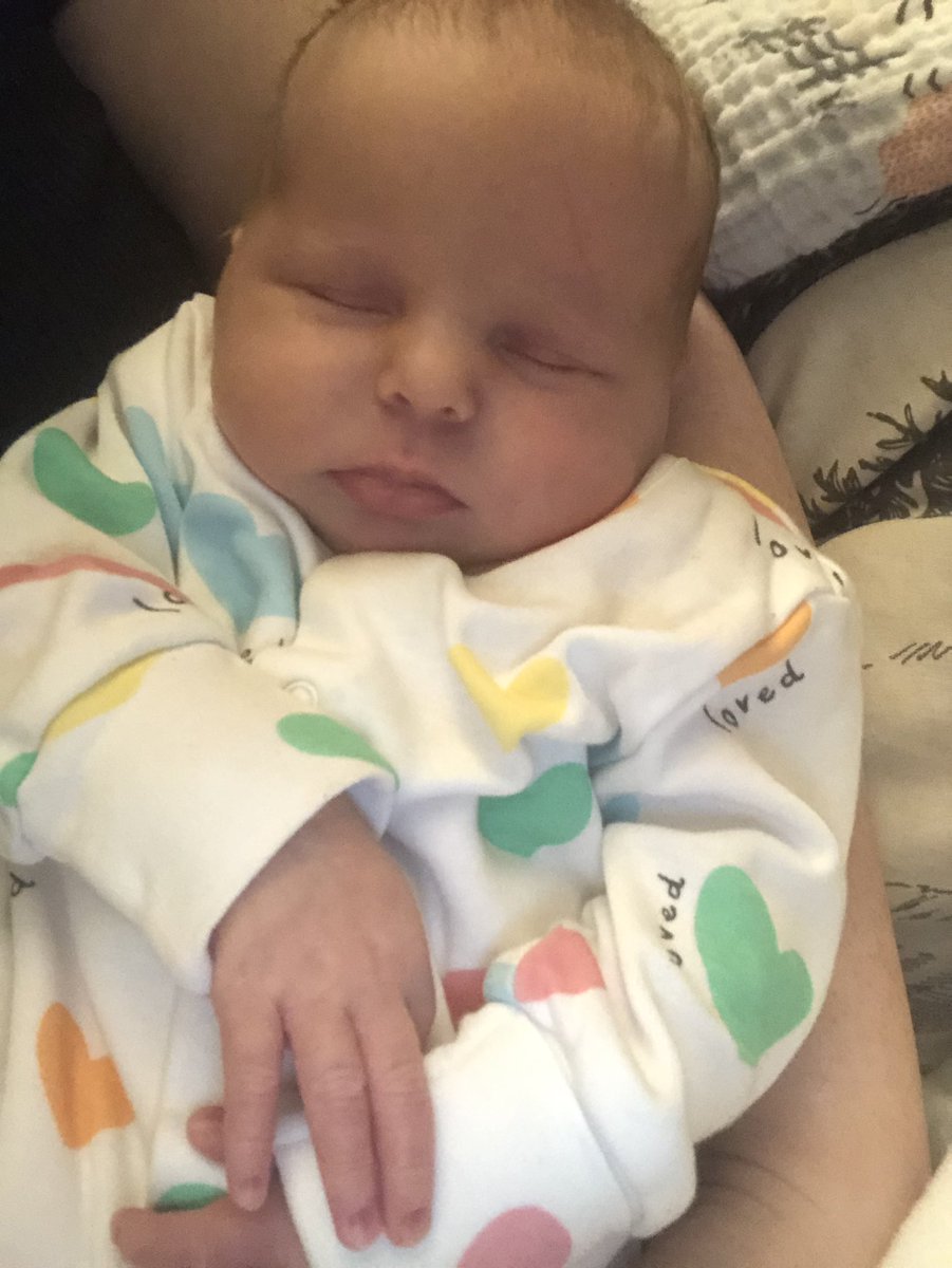 2 weeks old today…. Introducing our daughter Ava Bea Marion Paisley 🩷 👶🏻 she’s a little dream! Bear has been the best big brother too 🩵 🐻 🥰