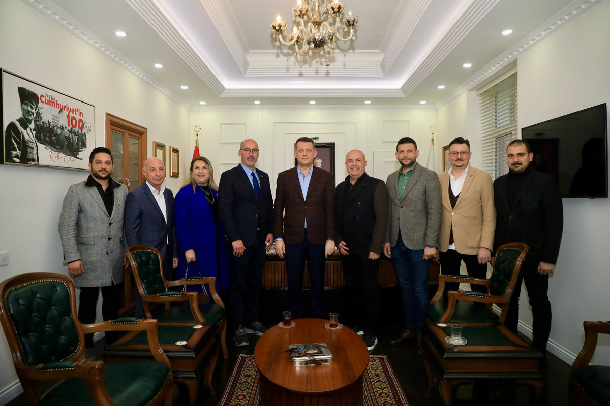 -ALSİAD 13. Dönem Yönetim Kurulu' n dan Protokol Ziyaretleri-
3- Protokol ziyaretleri kapsamında ziyaret edilen ikinci isim ise Alanya Kaymakamı Sn. Fatih ÜRKMEZER oldu. Toplantıda Alanya' nın geçim kaynakları olan; turizm, inşaat ve tarım sektörlerinden bahsedildi.