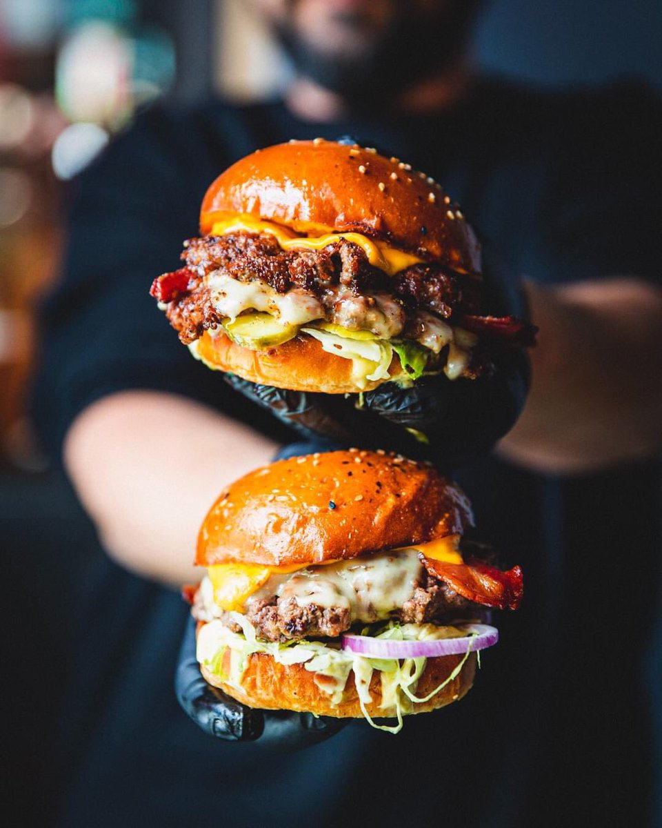 NantygloRugby's tweet photo. Just over a week until we welcome The Beefy Boys and Divine Donuts to Nantyglo Rfc

🍔🍩🍔🍩🍔🍩🍔🍩🍔🍩🍔

📆 Thursday 22nd February 
⏰. 4.30pm until 8.30pm

#nantyglorugby
#wearetheglo
#nantyglorfc https://t.co/WsDA6apzGr