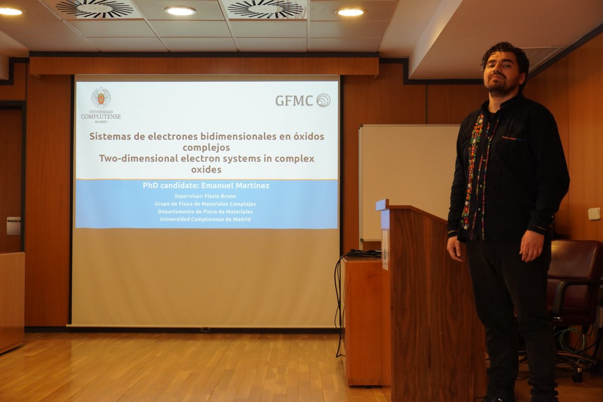 GFMComplutense's tweet photo. We are excited to announce that Emanuel Martínez has succesfully  defended his PhD thesis today! 🎉🎉🎉 And are happy to communicate that Dr. Martínez has earned a cum laude for his thesis in 2DEG in complex oxides! Congratulations for such an incredible work! https://t.co/eUuV4dm620