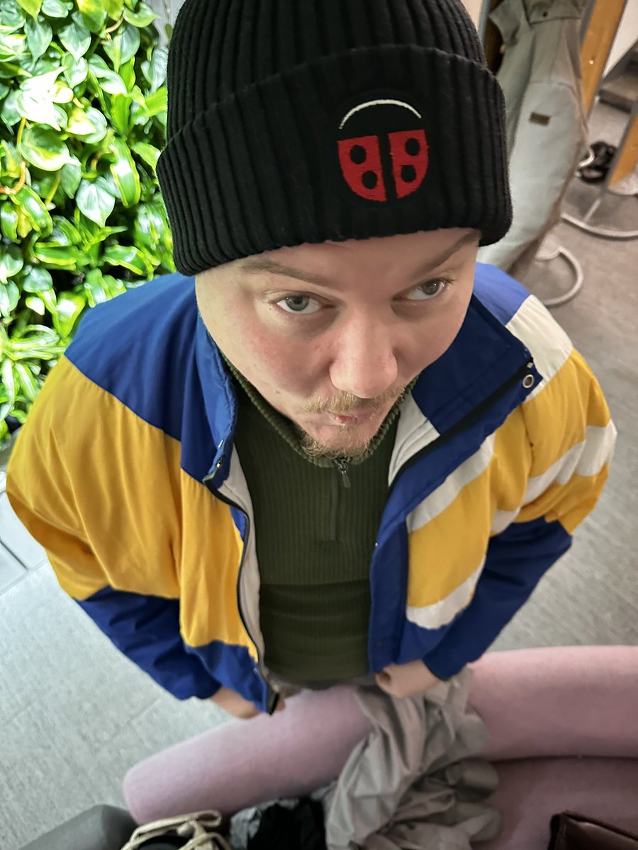 <a href="/JuliaSthle/">Julia Ståhle</a> <a href="/aleksisandroos/">Aleksi Sandroos</a> Livekuvaa <a href="/aleksisandroos/">Aleksi Sandroos</a> atm