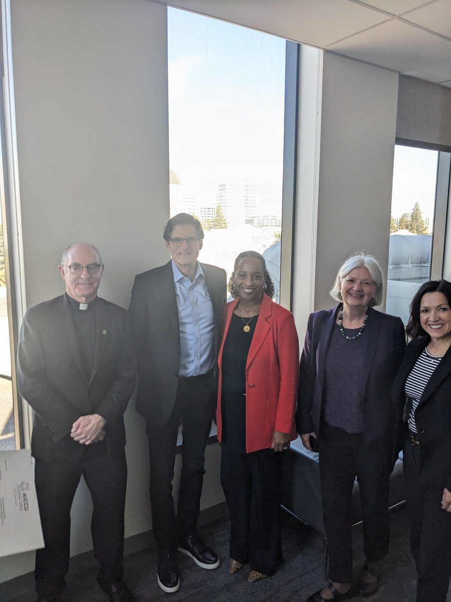 Presidents and campus leaders from <a href="/LifeAtPAU/">Palo Alto University</a>, <a href="/usfca/">University of San Francisco</a>, and <a href="/UOPacific/">University of the Pacific</a>  were at the State Capitol with AICCU yesterday to advocate for state investments into the Cal Grant Program. Thank you to <a href="/AsmMarcBerman/">Marc Berman</a> and <a href="/SenJoshBecker/">Senator Josh Becker</a> for meeting with us. (1/2)