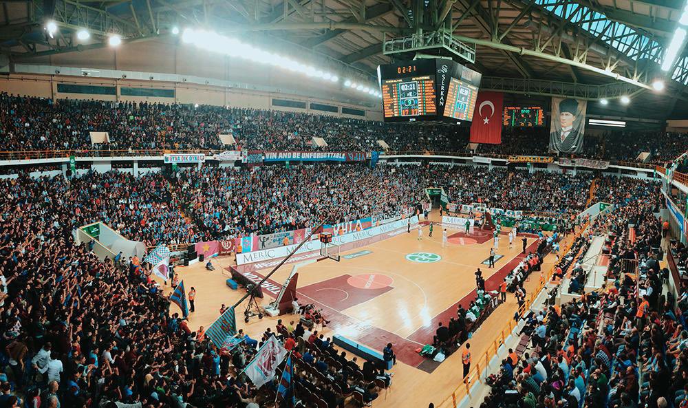 #Trabzonsporparkede 

RT atalım beyler hanımlar