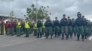 LCriminalis13's tweet photo. #14FEB24"Guardia Nacional Bolivariana Brinda Seguridad y Protección en estos #CarnavalesFelicesYSeguros2024.
@slcct_gnb 
@CZFalcon13 
@GnbGaranteDePaz https://t.co/ZjMHZCpGFX