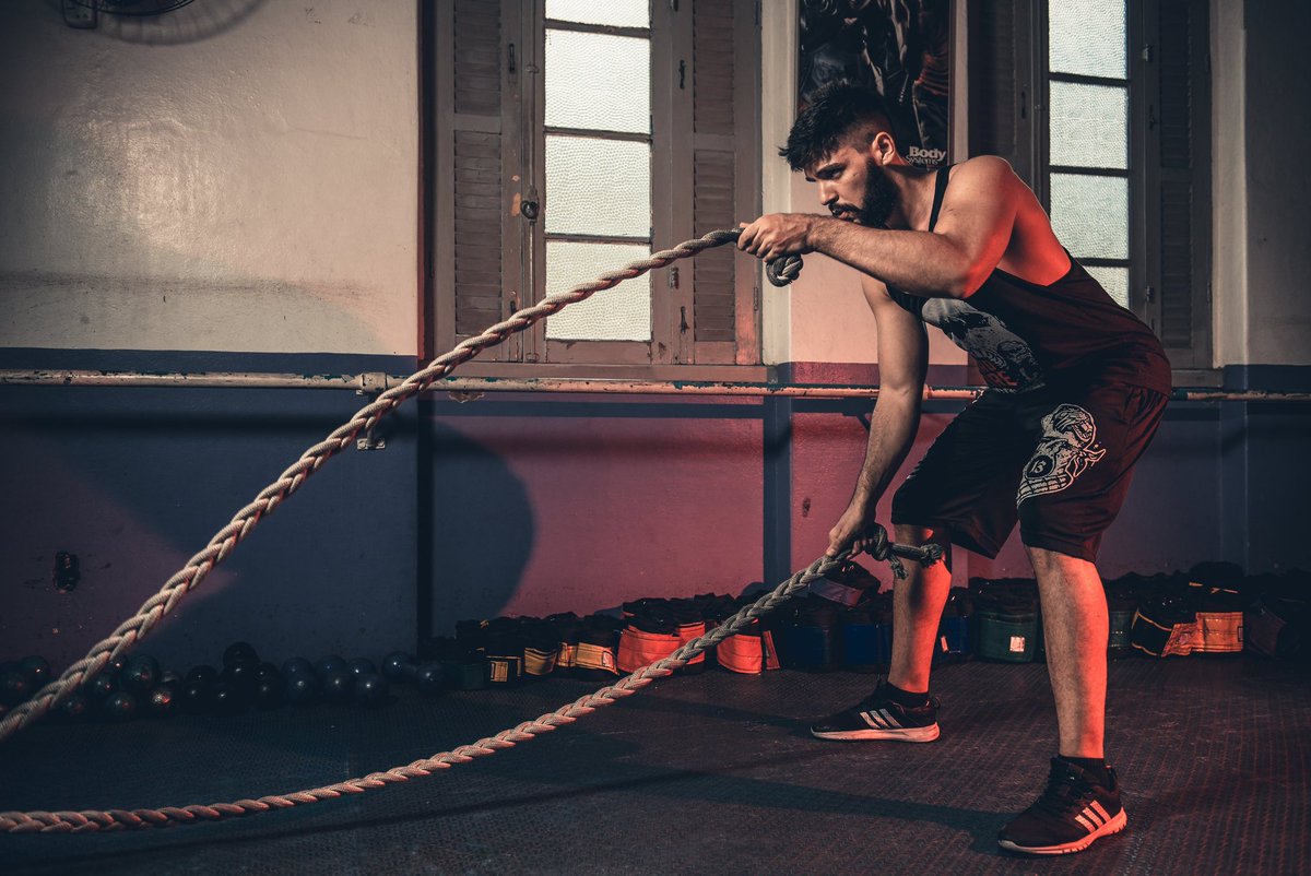 Jennifer3286804's tweet photo. "Channeling my inner strength with every rope slam. 🔥 #RopeWorkout #FitnessJourney #Empowerment"

https://t.co/Wlg9z77SfF https://t.co/nVb3xuXEw0