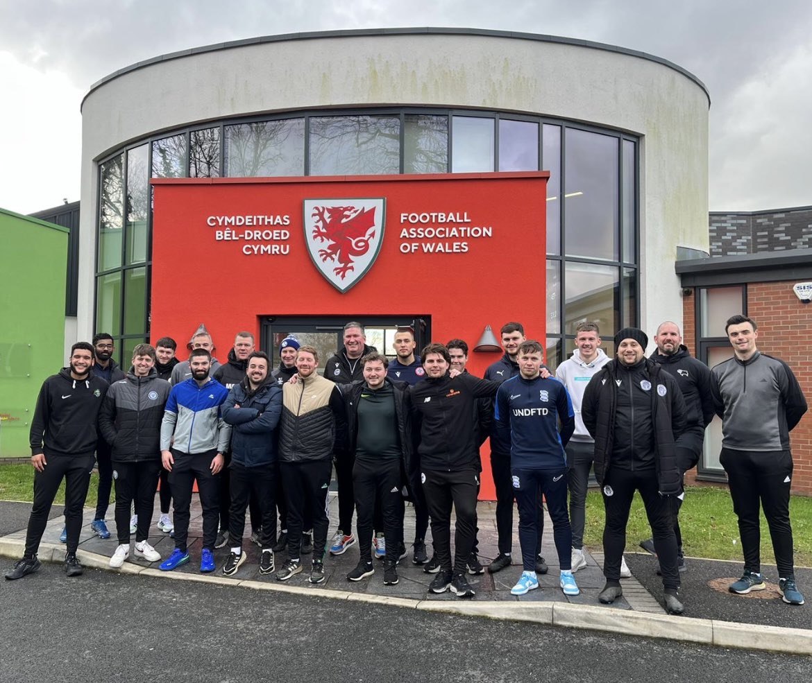 On Sunday was my last session with whole group doing their UEFA B Course with the Wales FA. Fantastic experience and learnt a lot about myself and gaining knowledge & knowhow. Now to get my coursework completed and my final assessment done 🙌🏻 #UEFAB #LovesABadge