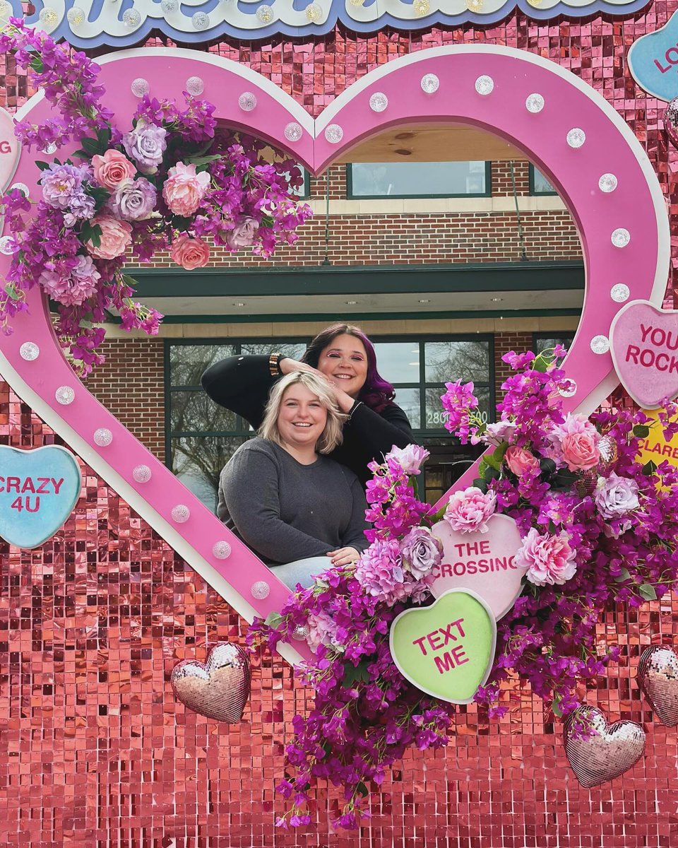 There's so much to love in Arlington! Happy Valentine's Day! 💖 #AllinArlington
📷: akjinva - IG