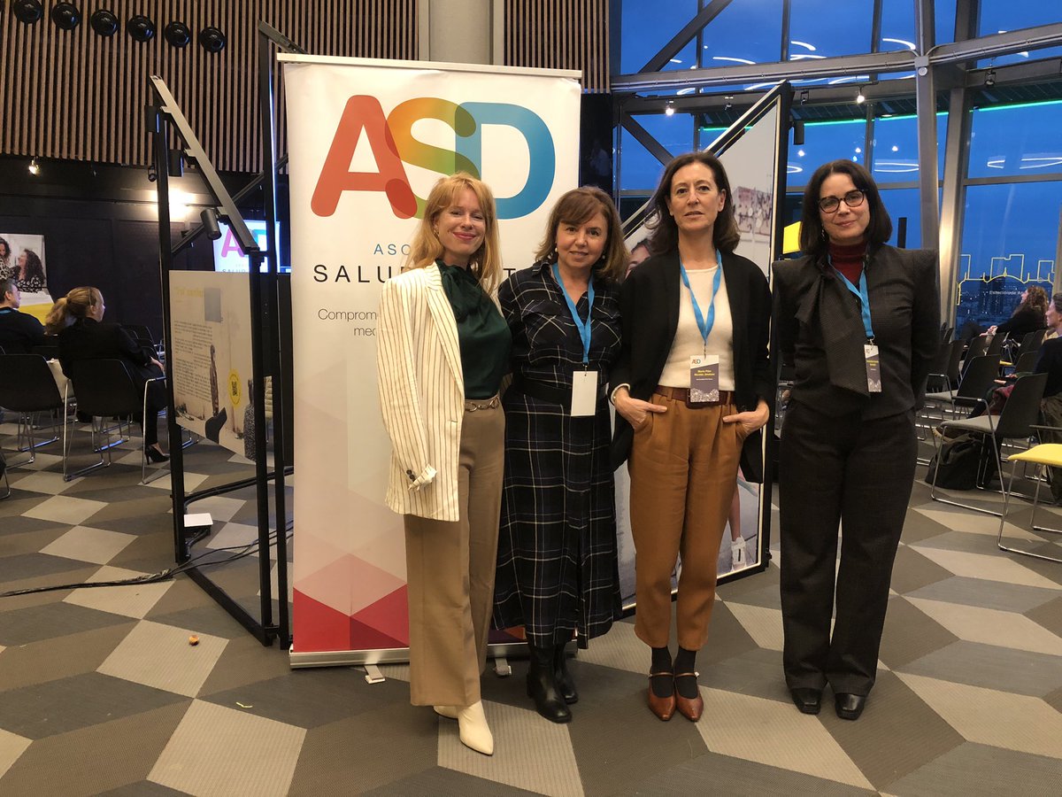 Asoc. Salud Digital (@asaluddigital) on Twitter photo #IXJornadaASD | La mesa 5, moderada por Inmaculada Castelló, ha sido de lo reflexiva e interesante.
👉 Aspectos éticos y legales de la #AI
🗣️<a href="/PilarNicols1/">Pilar Nicolás</a>
🗣️<a href="/lpcampi/">PhD. Lorena Pérez Campillo</a>
🗣️<a href="/AnaMiquel2/">Ana Miquel</a> #IXJornadaASD | La mesa 5, moderada por Inmaculada Castelló, ha sido de lo reflexiva e interesante.
👉 Aspectos éticos y legales de la #AI
🗣️<a href="/PilarNicols1/">Pilar Nicolás</a>
🗣️<a href="/lpcampi/">PhD. Lorena Pérez Campillo</a>
🗣️<a href="/AnaMiquel2/">Ana Miquel</a>