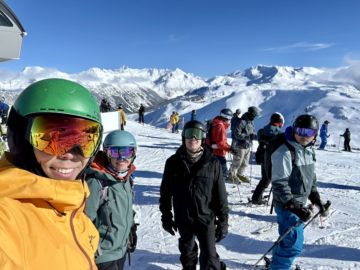 Successful UBC #POCUS fellowship retreat in Whistler with @RahimaliManji @VancouverPOCUS @kiadullemond2 Caroline, Rukaiyah, Alex & Ève We enjoyed a couple of bluebird days, great snow, excellent food – and had good discussions about wellness and career planning