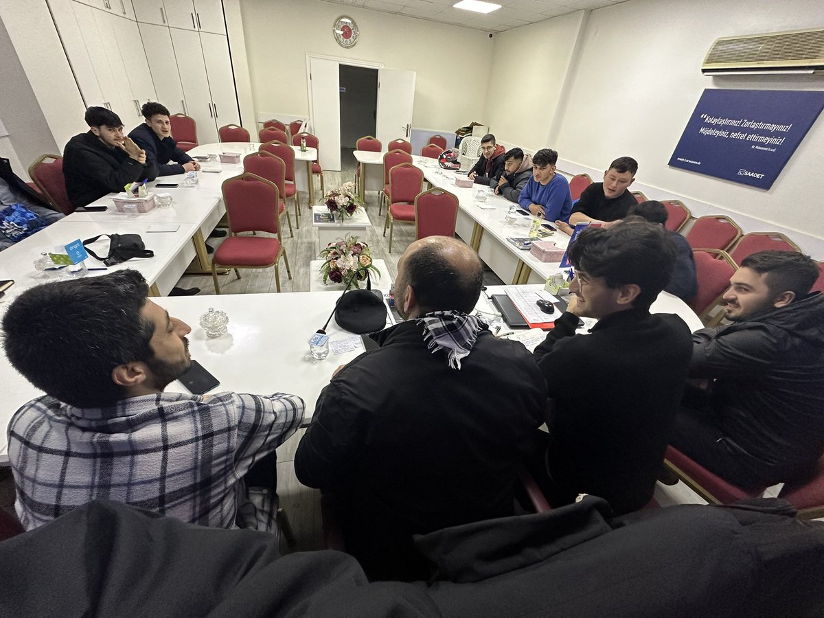 Gençlik Kolları haftalık olağan toplantımızı gerçekleştirdik. 

#pendikgençsaadet #gençsaadet