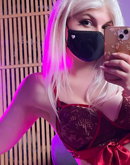 u free tonight? ~ 💌💘💝 https://t.co/h8yQrElRza