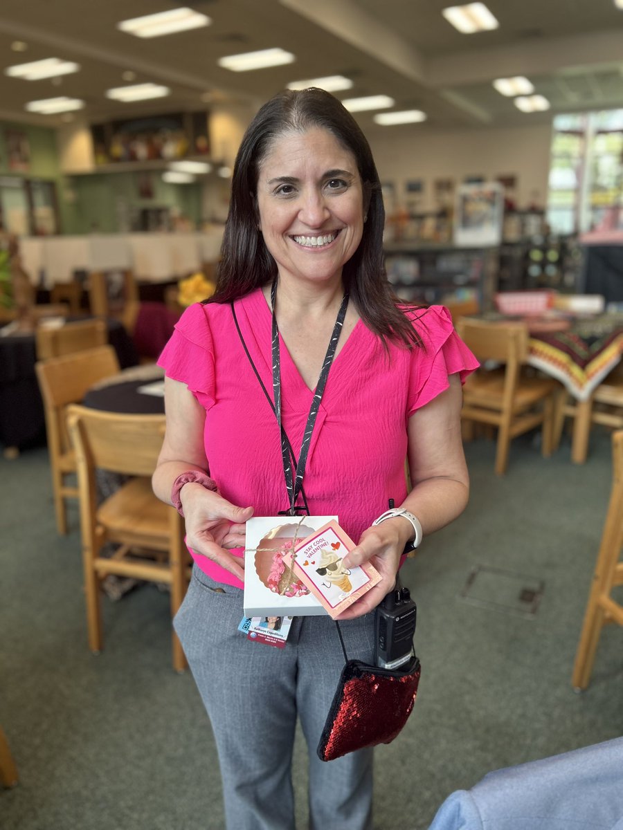 MDCPSSci's tweet photo. Thank you to our Science Teachers @fcmk8 for building such a robust foundation for academic success.
#ScienceInEveryGradeLevel
โค๏ธ
@AileenVega123 @NestorEMarcia @MDCPSSTEAM @MDCPSAcademics @MDCPSSouth @BNCEE_MDCPS @MDCPSRobotics https://t.co/pYl8mgMadR