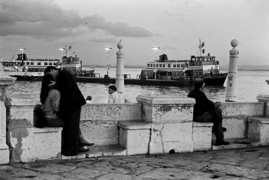 'Cais das Colunas' (Lisboa, 1990)

📷 Jean Gaumy