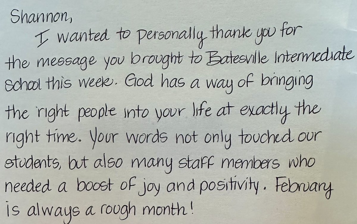 I had a very special 2-day visit to Batesville Intermediate School. There were so many special moments and I loved getting to know the students and staff there. The cards, letters, and messages I've received mean more than I can express. It was such a blessing.❤️😊📚