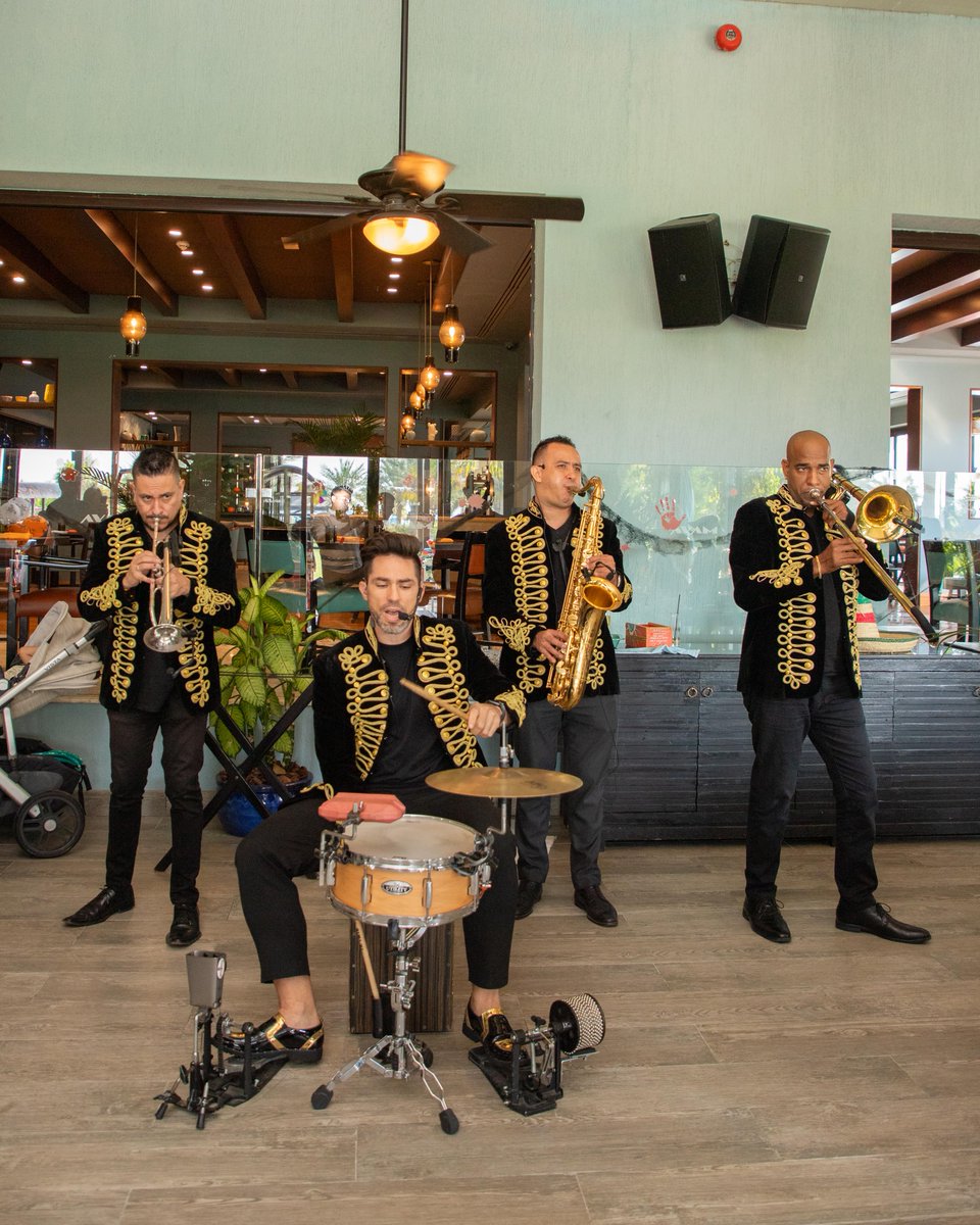 Maya_Dubai's tweet photo. Double the fun with our live entertainment during Mas Mas Brunch at #Maya! 💥 https://t.co/Qv2QB9AsRB