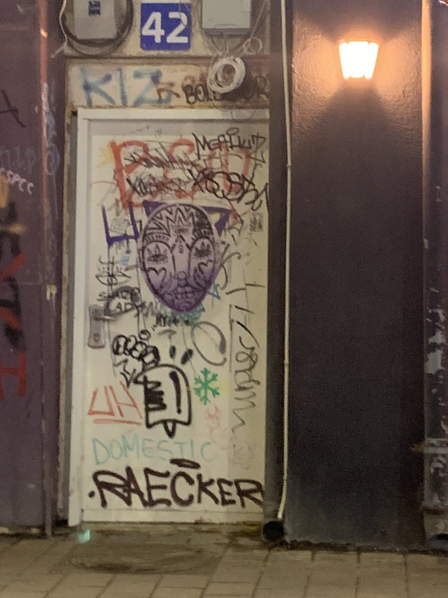 geefrog's tweet photo. #Tlv #StreetArt https://t.co/NH2wkp1giF