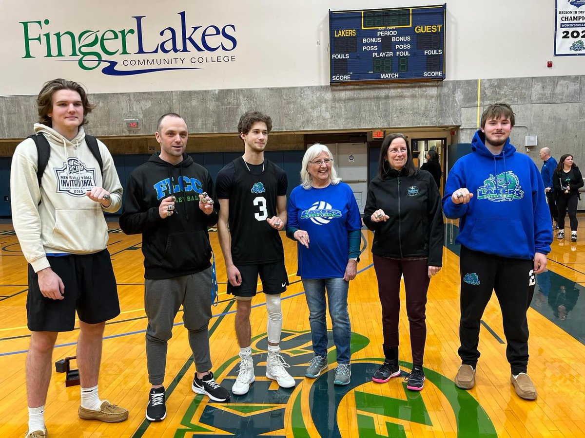 Canandaigua Athletics (@cagraywolves) on Twitter photo CA Vball is well represented as <a href="/FLCCAthletics/">FLCC Athletics</a> recognized their boys volleyball team from last year that won the NJCAA Championship!
#CanandaiguaProud CA Vball is well represented as <a href="/FLCCAthletics/">FLCC Athletics</a> recognized their boys volleyball team from last year that won the NJCAA Championship!
#CanandaiguaProud
