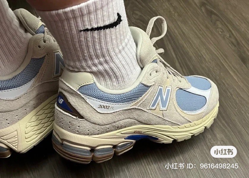 aftertaste_me's tweet photo. #newbalance2002 สีอื่นก็มีลดนะคะ 🍒🏣
✳︎ ของช็อปจีน official 👟 ྀི ส่งฟรีทุกคู่เลยค่า
⭐️ มีสี m2002rbz (4,550฿) / m2002rsc (4,190฿) / m2002rhn (5,090฿) / m2002rsb (4,190฿) / ml2002r3 (5,090฿) / m2002rgs (5,090฿) / ml2002r0 (5,090฿) / m2002raw (5,090฿) 🧤 รับพรีถึง 16/2 (22:30) นะคะ ✋🏻
📦📑 รอพรี 15-25 วันหลังส่งออกน้า (ღˇ◡ˇ*)♡