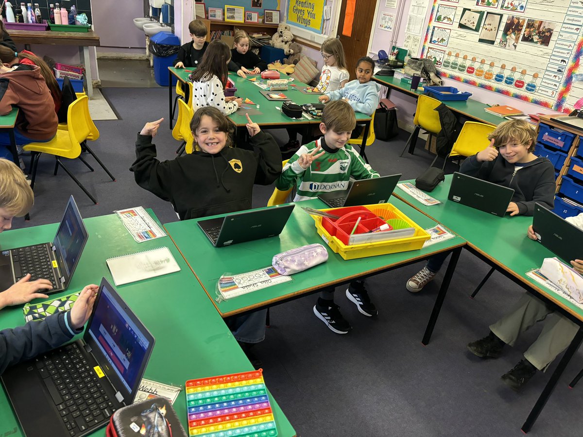 Mrs Froy tweet media