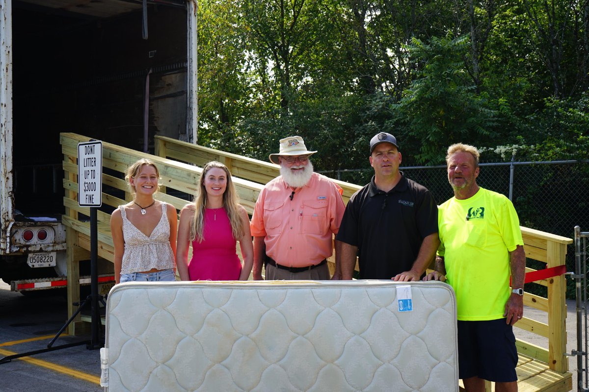 We believe in giving back to our community and what better way than by providing job opportunities for those who need it most. Join us in making a difference at Spring Back Mattress Recycling -Nashville! #socialimpact  #communityjobs #mattressrecycling ... bit.ly/3O53b8G