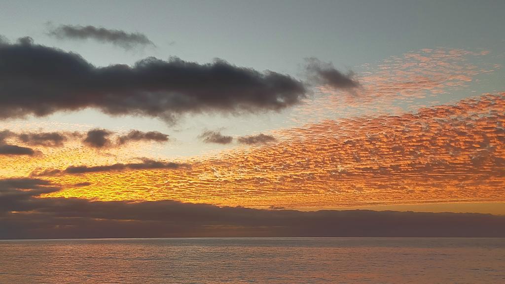 6° día de la campaña #CANPANA en la isla de El Hierro a bordo del B/O Ramón Margalef. Muchísimo aprendizaje, paisajes únicos y la mejor compañía posible ☺️ Una experiencia única!!! 💪🏻🌊⛴️  #sinciencianohayfuturo