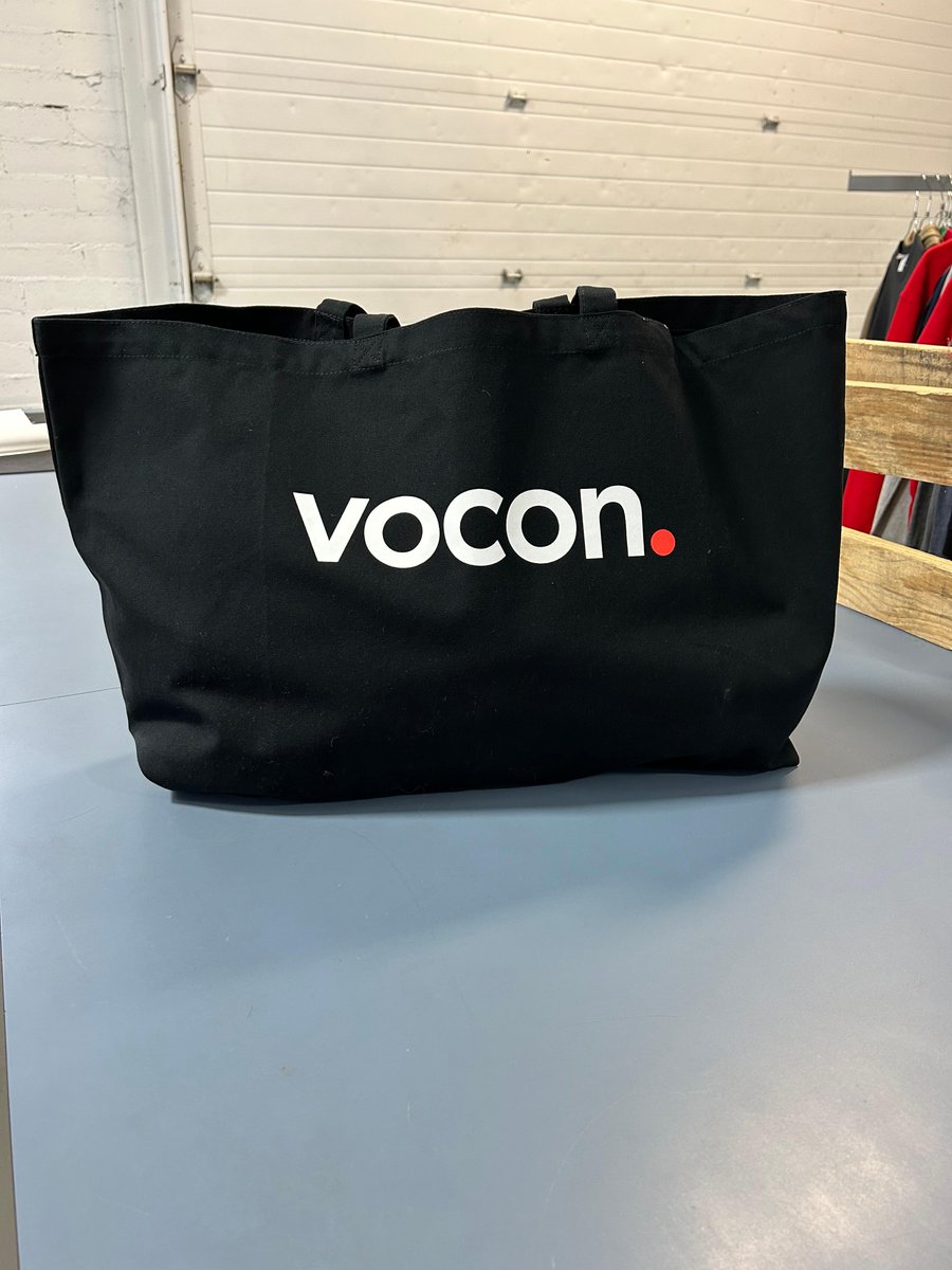 BadlimePromo's tweet image. Screen-printing is not only an effortless but also a budget-friendly way to decorate any type of garment. Our printing techniques ensure that your logo looks sharp and vibrant, leaving a lasting impression on your clients and customers.
hubs.ly/Q02jQ8K30
#CustomizableBags