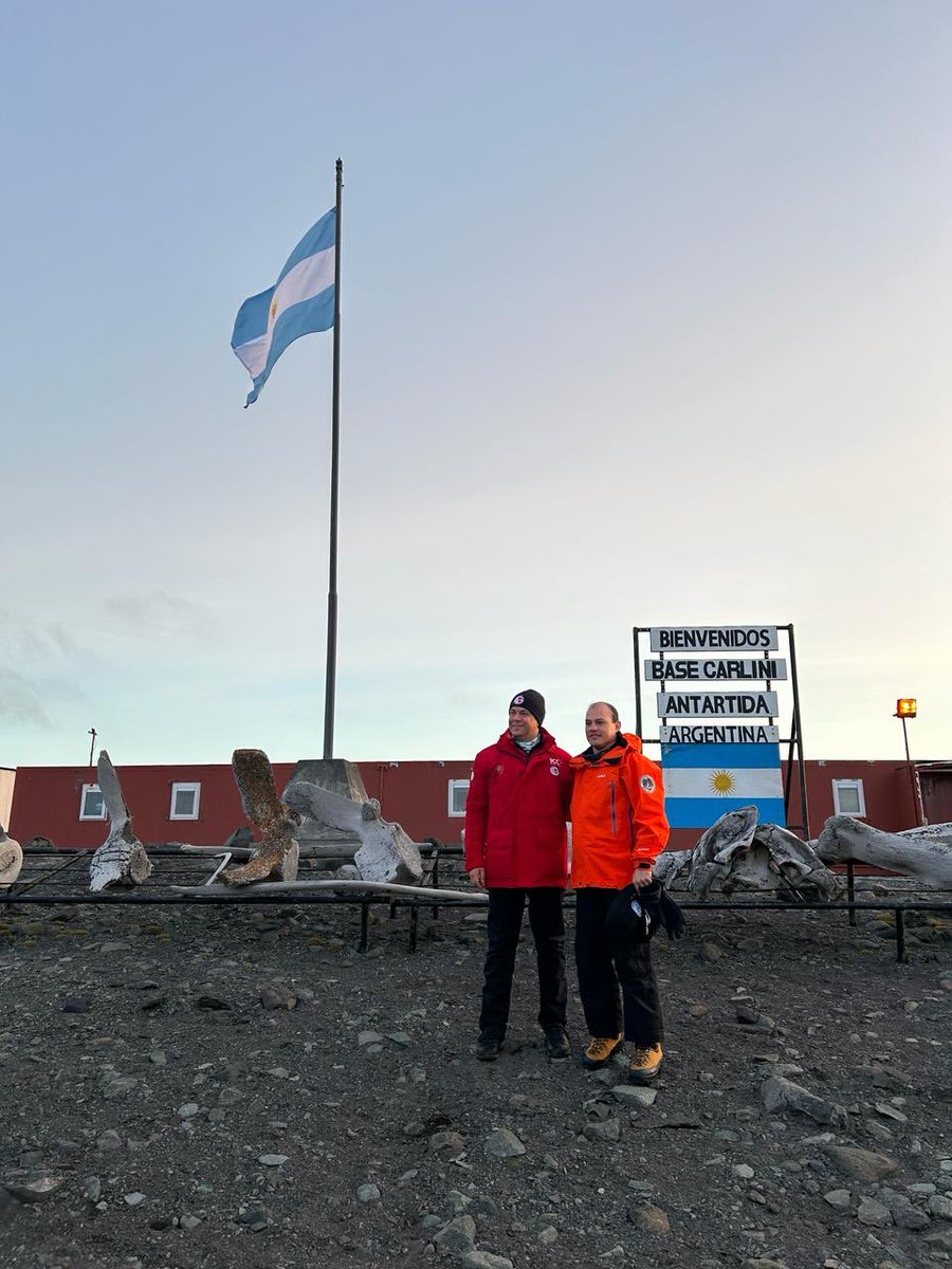 Nos alegra mucho haber visitado la Base Carlini, junto con científicos turcos, en el marco de la 8° Expedición Antártica Turca. Una experiencia enriquecedora.