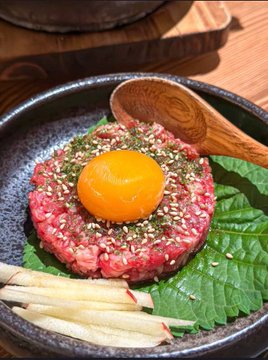 ryhoehoe's tweet image. ##Beef is an excellent source of protein and B vitamins. Provides 10 essential nutrients including zinc and iron. The nutrients in beef give our body strength to thrive and grow throughout life. I'm sharing what I've read in the posts