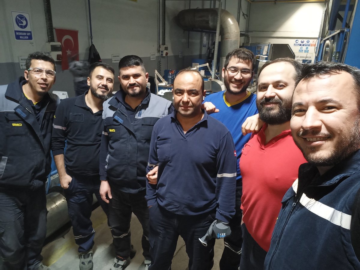 Halilanl17's tweet photo. CMS Jant Pınarbaşı tesisi 15/23 vardiyasinda arkadaşlarla beraberiz. Herkese kazasız belasız hayırlı işler dileriz.
#TürkMetalSendikası
#CMSJANT https://t.co/IA0ZVTF5WR