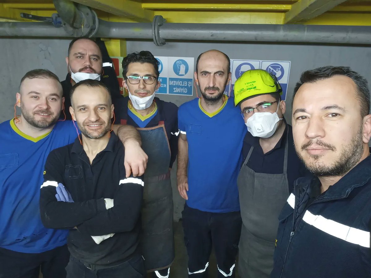 Halilanl17's tweet photo. CMS Jant Pınarbaşı tesisi 15/23 vardiyasinda arkadaşlarla beraberiz. Herkese kazasız belasız hayırlı işler dileriz.
#TürkMetalSendikası
#CMSJANT https://t.co/IA0ZVTF5WR