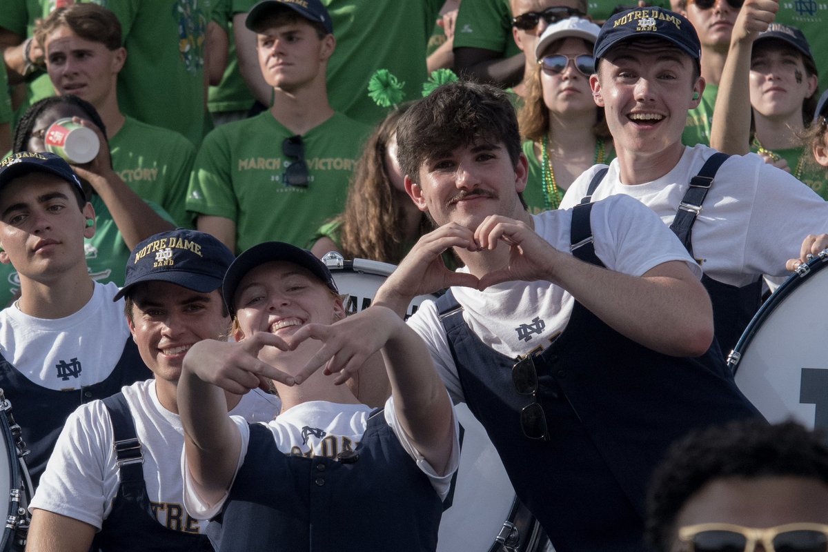 NotreDameBand tweet picture