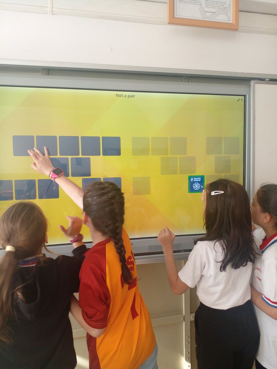 rukiyeerr's tweet photo. We prepared an interactive matching game with wordwall web2 tool and played.
#goals16 @TakeActionEdu @TheGlobalGoals @JenWilliamsEdu @koentimmers
@IleriOrtaokulu @CanikMem https://t.co/VGQJVJGX8O