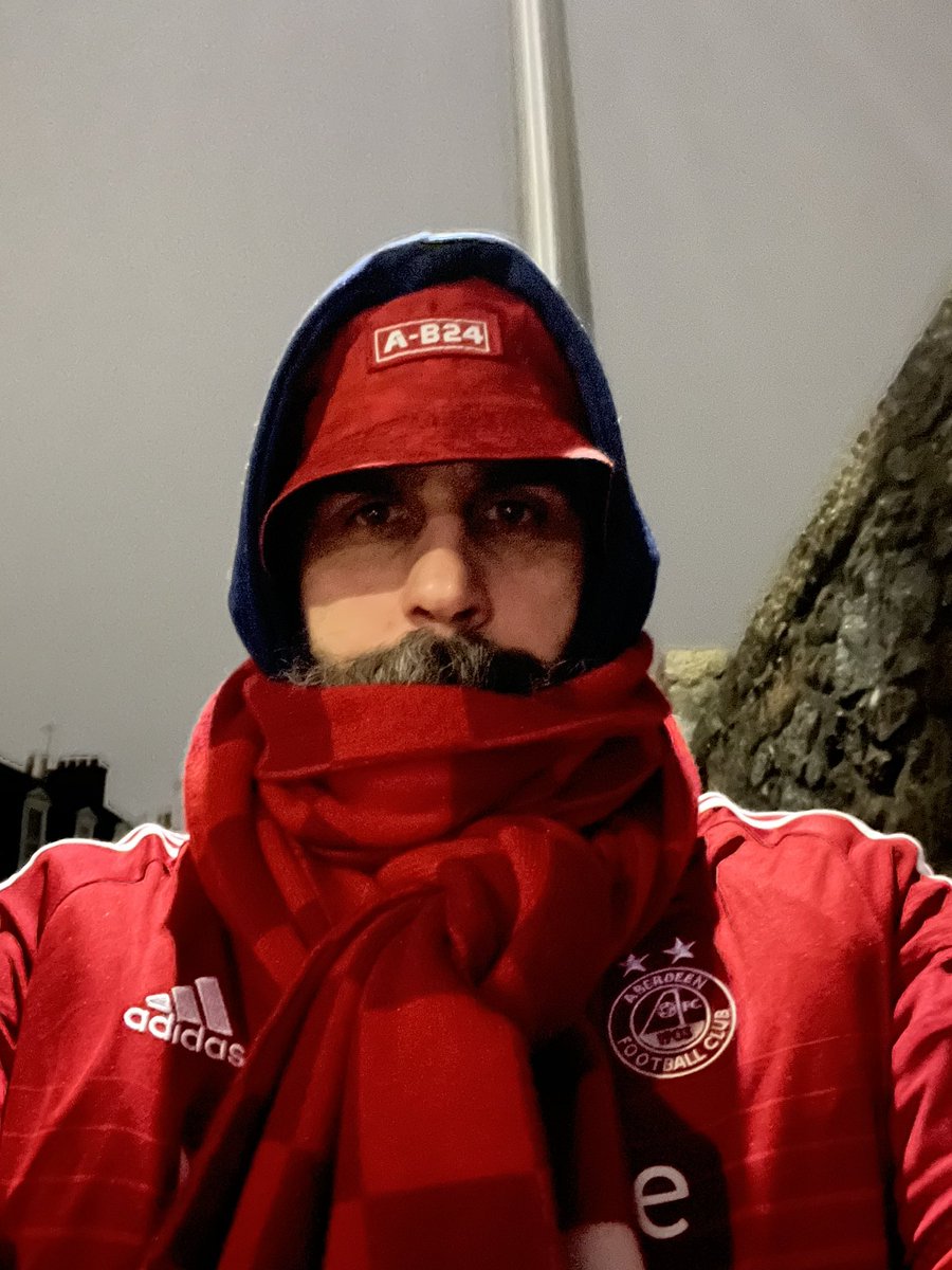The Beard™️ is heading to Pittodrie on an ever so damp night
Leila’s top gets another airing for what is a must win against Murderwell
#HEIDFIRST
#STANDFREE
#COYR
#AREYOUWITHME