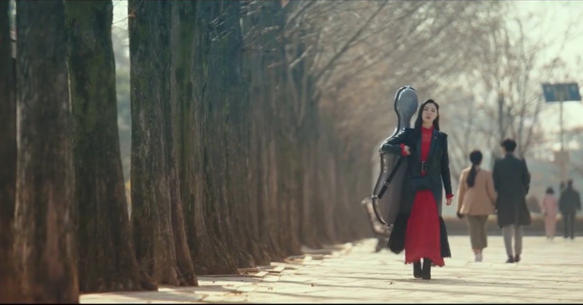 khwaiishh_77's tweet photo. She's so prreeettyyy my fav character in the show 🥰🥰🤩🤩♥️♥️💫💫
#Seojihye #CrashLandingOnYou #SeoDan https://t.co/pEvZtxMRn4
