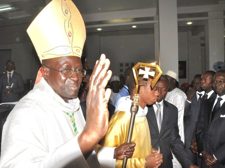 En ce Mercredi des cendres qui marque l'espérance en la miséricorde de Dieu, je souhaite à toute la communauté chrétienne un Carême de foi, de prière et d'espérance. Que le Seigneur bénisse toute la communauté et qu'Il la prenne en grâce !
Mahammed Boun Abdallah Dionne