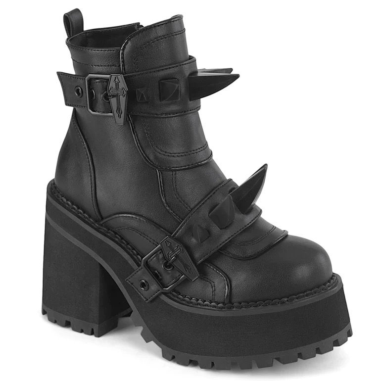 vincemeattt's tweet photo. id wear this https://t.co/2MFFBkHe7x